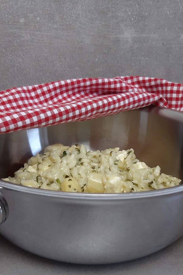 Spargel Risotto mit Bärlauch und Feta - so leicht gelingt es! | Honey ...