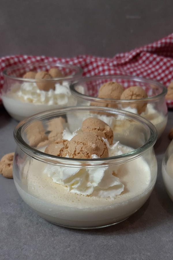 Amaretto Dessert mit Amarettinis für Erwachsene zu Weihnachten | Honey ...